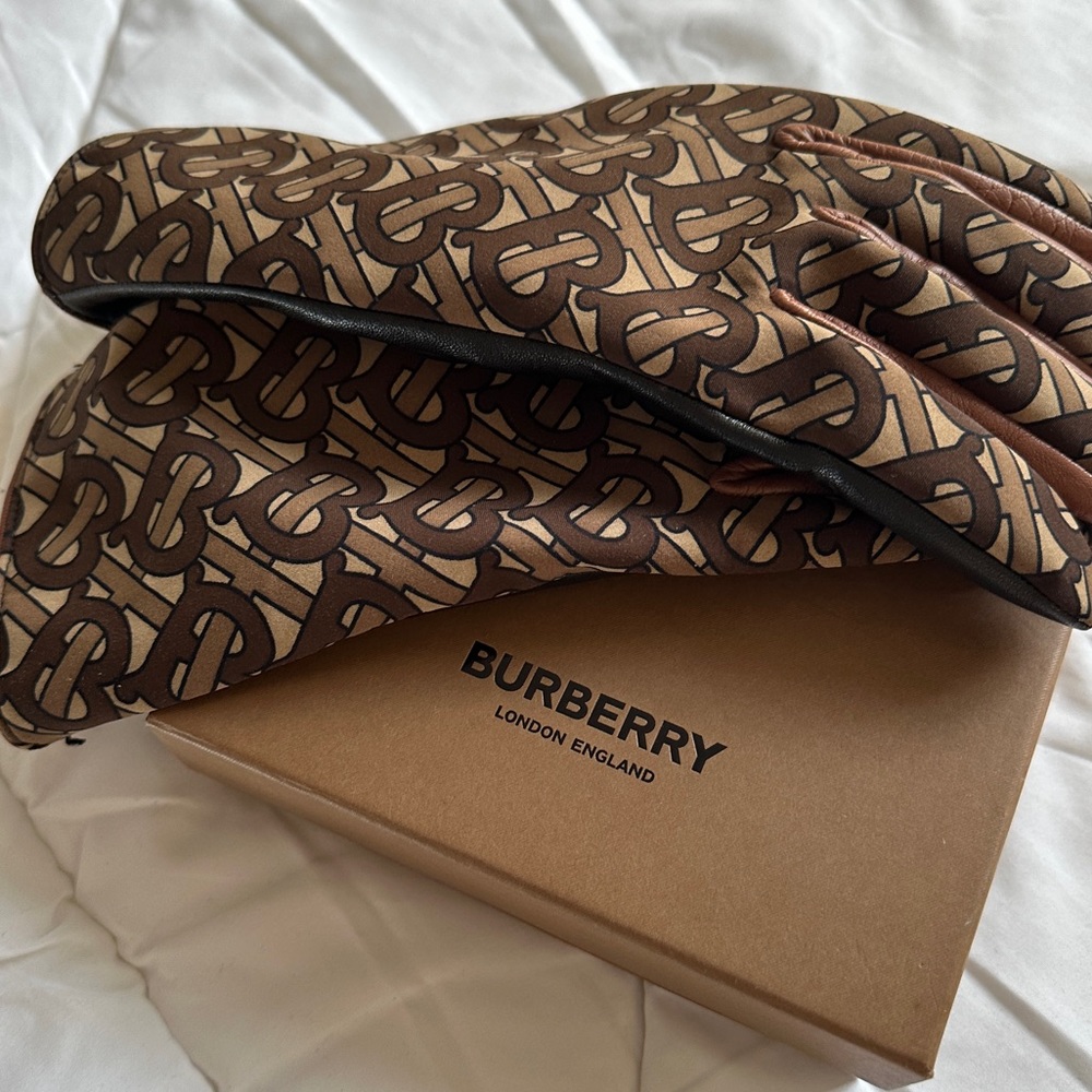 Rare brown Burberry TB Monogram Gloves